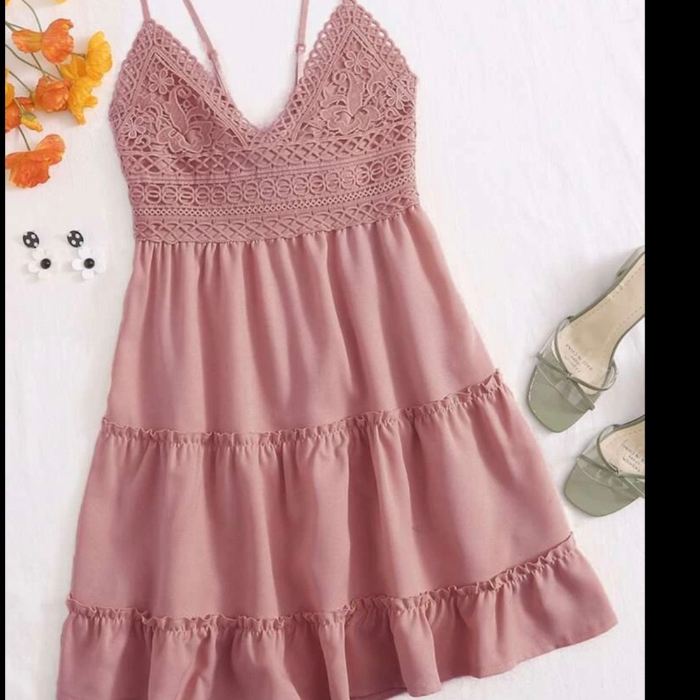 Dusty pink sundress 💗